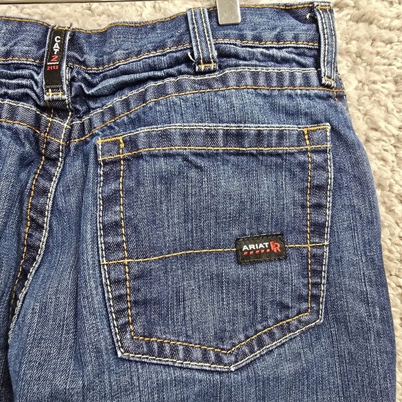 Ariat M3 Jeans Mens Loose Fit Denim Size 34x30 Distressed Workwear Ranchwear - Picture 6 of 16